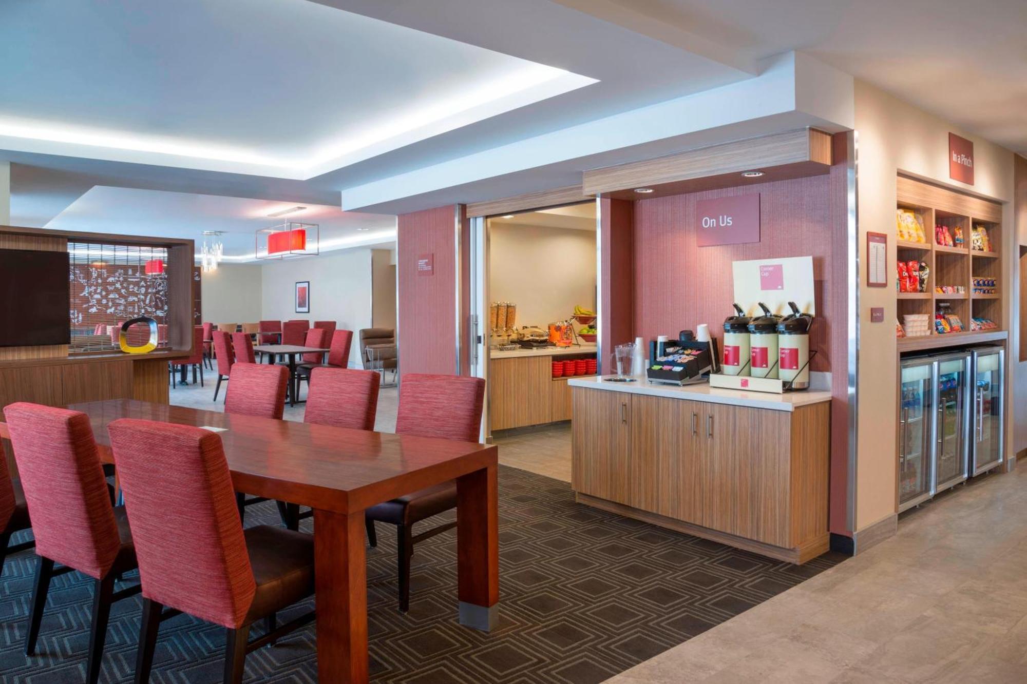 Towneplace Suites By Marriott Ottawa Kanata Exterior foto